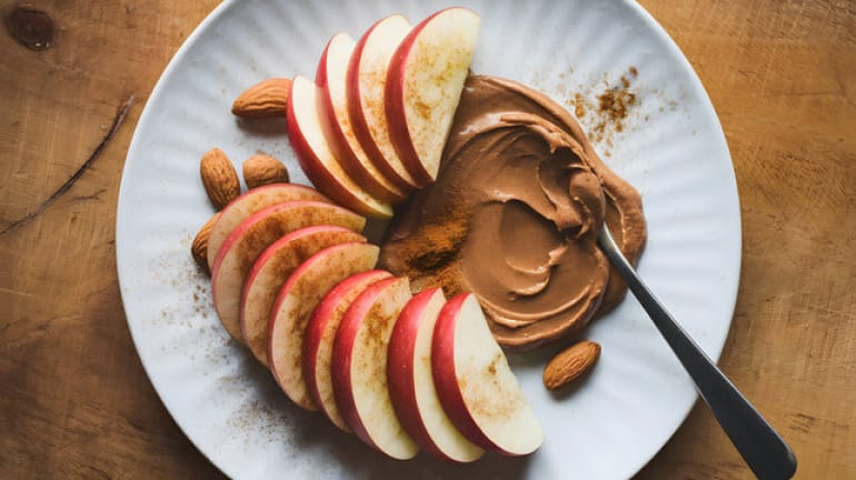 Top 10 Healthy Snacks for Weight Loss 2 apple with almond butter